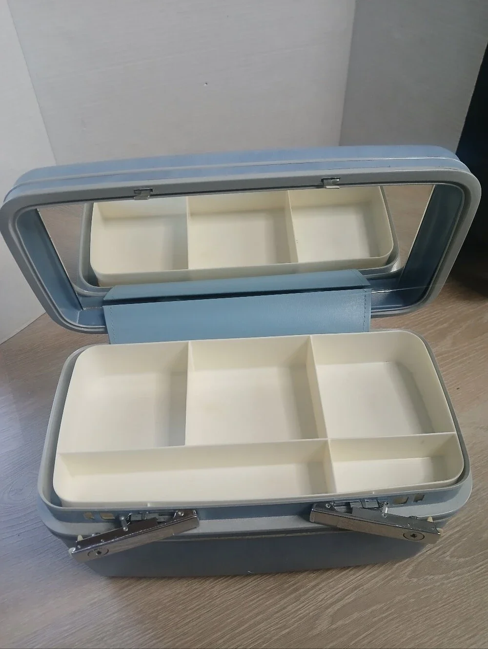 Samsonite Retro Luggage Style Vintage 50's Hard Case w/ Tray Blue Silver Tone